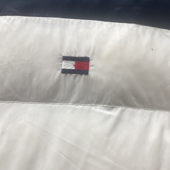 Men Tommy Hilfiger puffer jacket - Picture 2 of 11